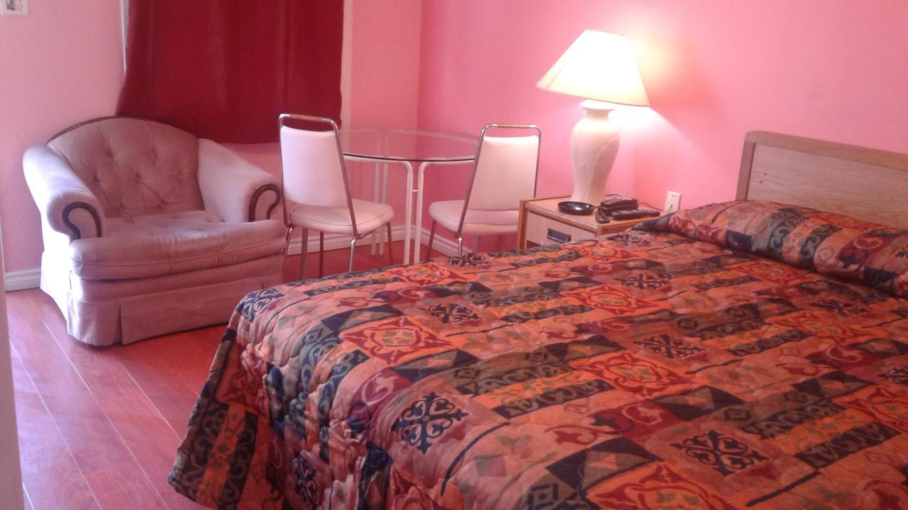 Leisure Motel Windsor Ngoại thất bức ảnh