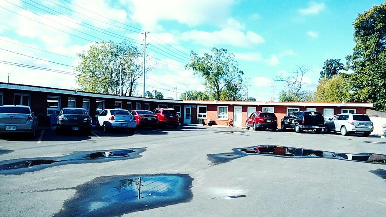 Leisure Motel Windsor Ngoại thất bức ảnh