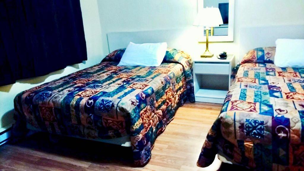 Leisure Motel Windsor Ngoại thất bức ảnh